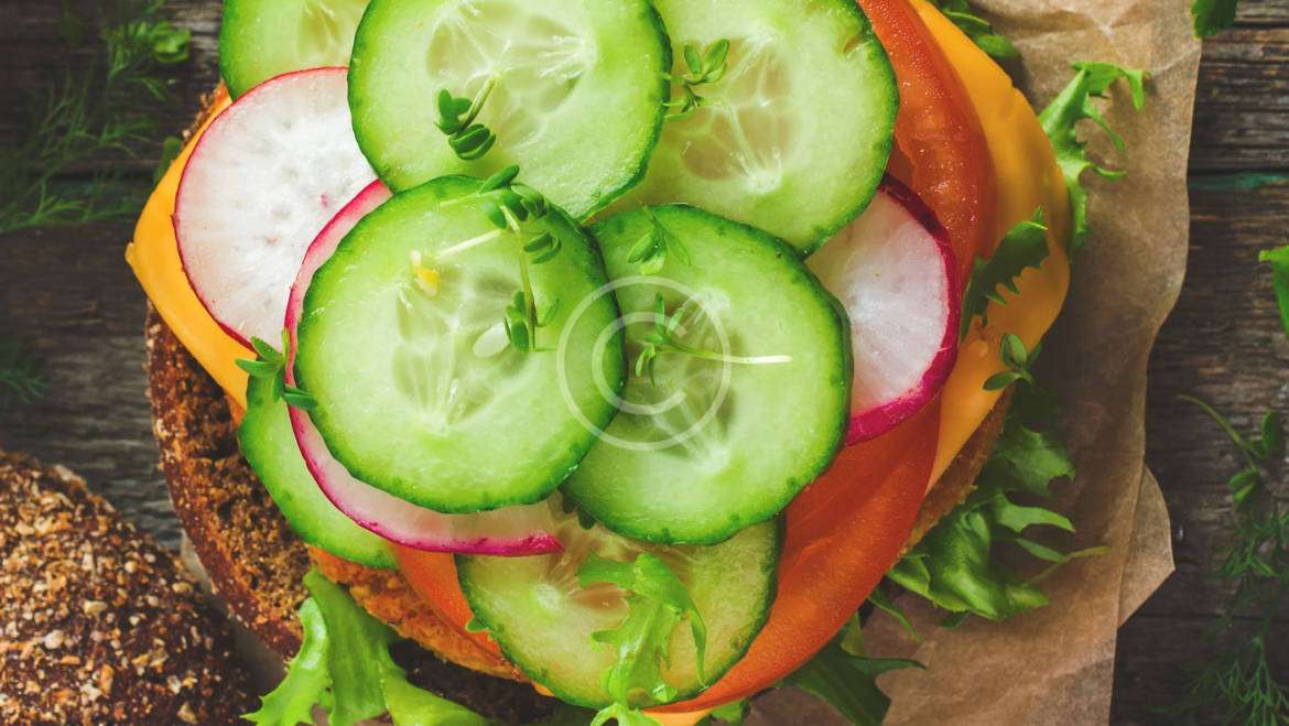 Veggie cheese sandwiches with fresh rucola